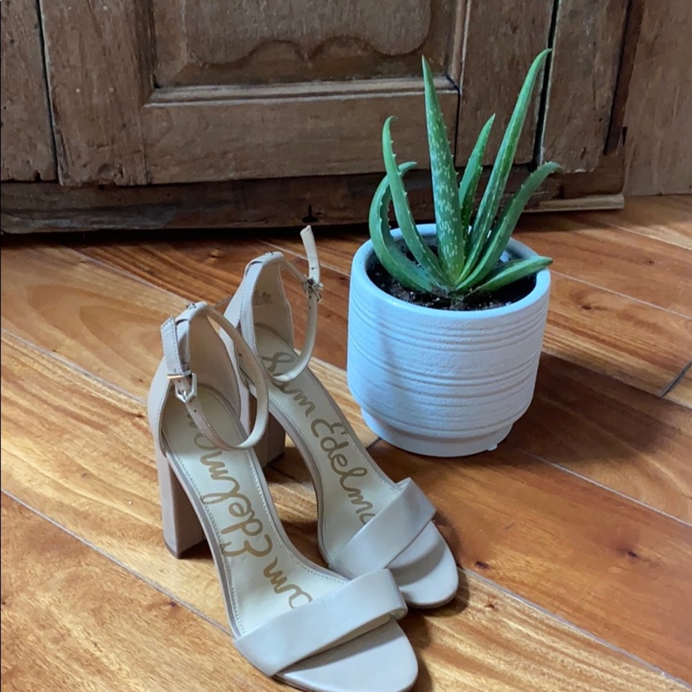 Sam Edelman tan Yaro heel